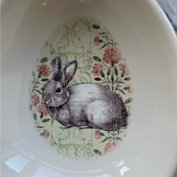 Pottery Barn - Egg Bowls - Set of 4 - Picture 12 of 15